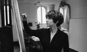 فرانسوا ژیلو 21 ساله بود و زمانی که پیکاسو را در رستورانی در پاریس ملاقات کرد، مخفیانه برخلاف میل پدرش نقاشی می خواند. عکس: ژاک هیلو/ سیگما/ گتی ایماژ